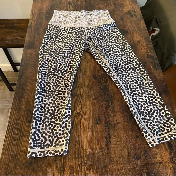 Lululemon athletica Cheetah/leopard print leggings - Picture 6 of 10